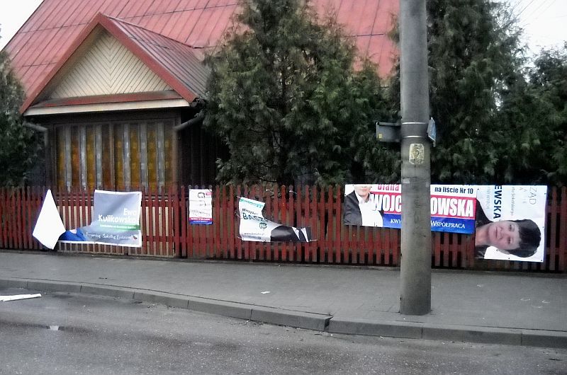 zerwane bannery wyborcze